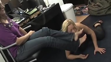 Lesbian Foot Worship
