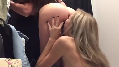 Girls Go to Changing Rooms Together