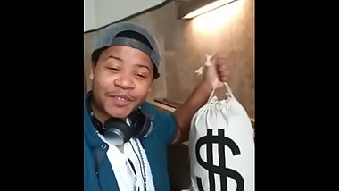 MCGOKU305 BIG MONEY HUG MONEY