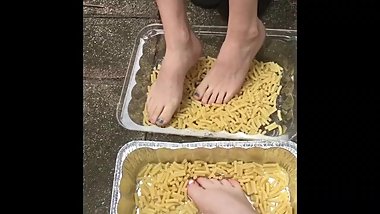 Teen toes wanting cock between souls of feet