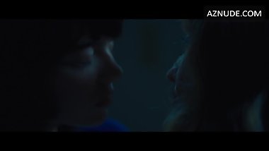 Emma Stone & Andrea Riseborough