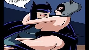 BATMAN Y GATUBELA FOLLANDO / HARLEY QUINN Y HIEDRA VENENOSA LESBIANAS