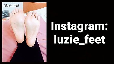 SEXY TEEN FEET - FOOT JOI POV