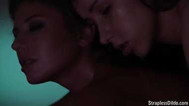 Victoria Tiffani & Jane