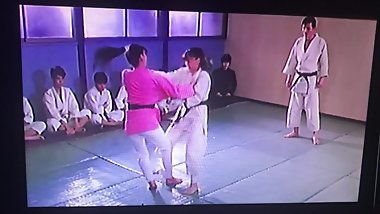 judo girl armbar