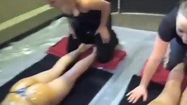 honey ass licking