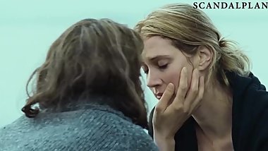 Ashley Judd & Lauren Lee Smith Lesbian Scene On ScandalPlanet.Com