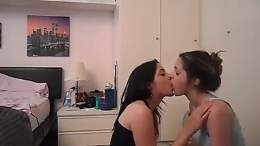 Lesbian wet kiss!