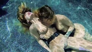Evelyn  underwater sex lesbian