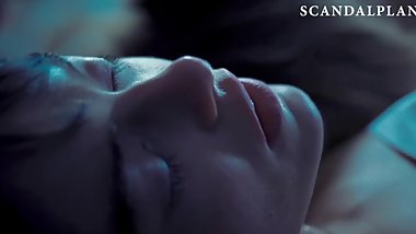 Andrea Riseborough & Emma Stone Lesbian Sex On ScandalPlanet.Com