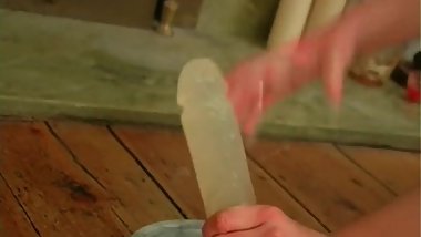 Isabel vs Poppy spit wars 2