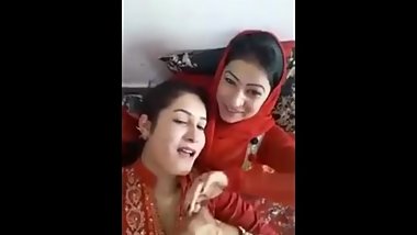 Hot Lesbian Girls Kissing