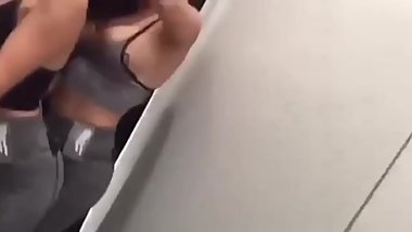 2 croatian girls in Bershka