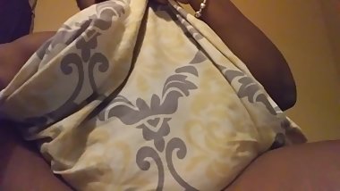 Loud Orgasm Milf lesbian