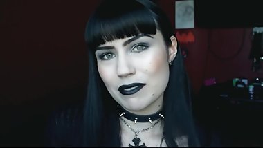 alternative girl tag batty bizarre