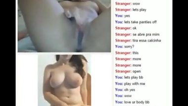ChAt brazilian lesbian masturbates in omegle