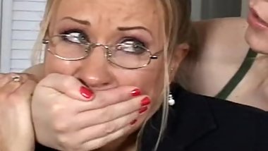 secretary handgagged