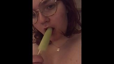 Blowjob popsicle / bbw / sucking and slurping