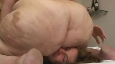 BBW double facesitting and smothering
