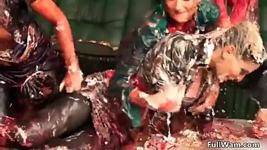 Messy lesbians