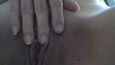 FINGERING ORGASM
