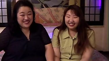 JAPANESE BBW LESBIAN_01