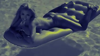 andrea balan shake it like a bunny
