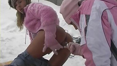 Snow lesbians