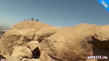 Girls have Sex on the mountains