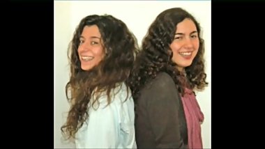 2 Long haired Babes Getting a Sexy Shampoo