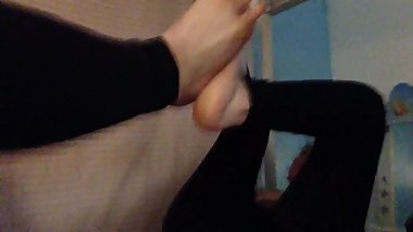 Naughty toes
