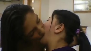 Brazilian deep kissing 14