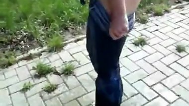 Public pissing girls amateur