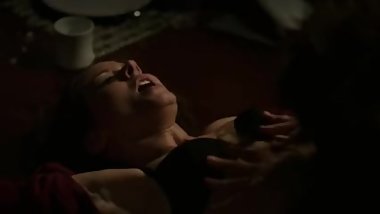 Amy Acker & Sarah Shahi - Sexy Lesbian Scene