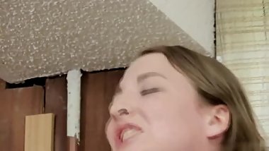 Pale skinned angel gets her kicks sitting naked on the washing machine