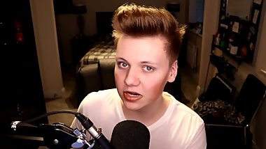 Cute lesbian complains about her sexuality