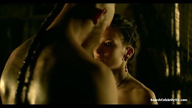 Alyssa Sutherland - Vikings - s04e18 (US2016)