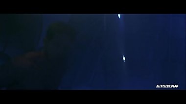 Angela Bassett, Robin Tunney in Supernova 2000