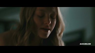 Amanda Seyfried in Chloe 2009 - 2