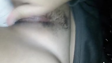 Me masturbo con lo primero que encontrÃ©