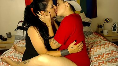 Milf French Kissing Young Lesbian