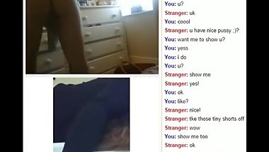 ChAt hot and beautiful lesbian masturbates in omegle