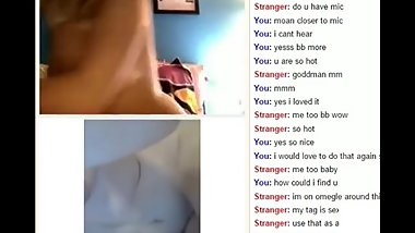 ChAt very hot lesbian masturbates in omegle